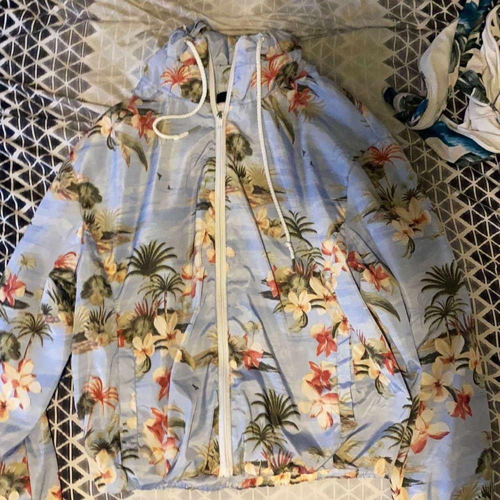Rain Coat/ Wind Breaker